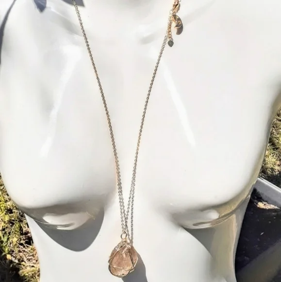 Wire wrapped Genuine smokey Quartz necklace - Picture 4 of 8